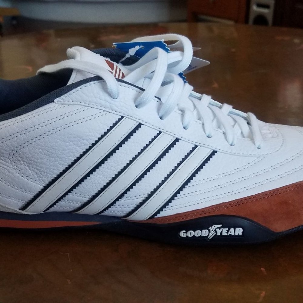 NIB Adidas Goodyear Street Sneakers